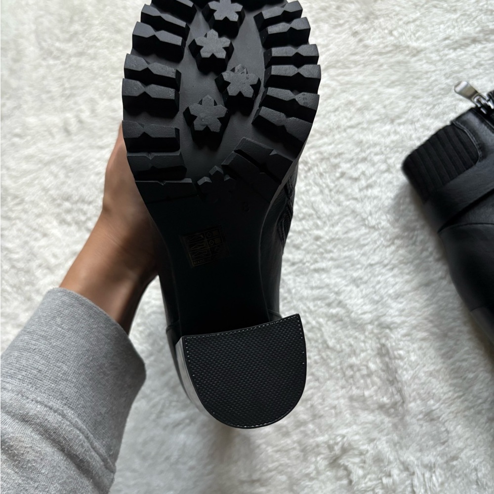 Dream Pairs Chunky Round-Toe High Heel Ankle Boots - Picture 3 of 7